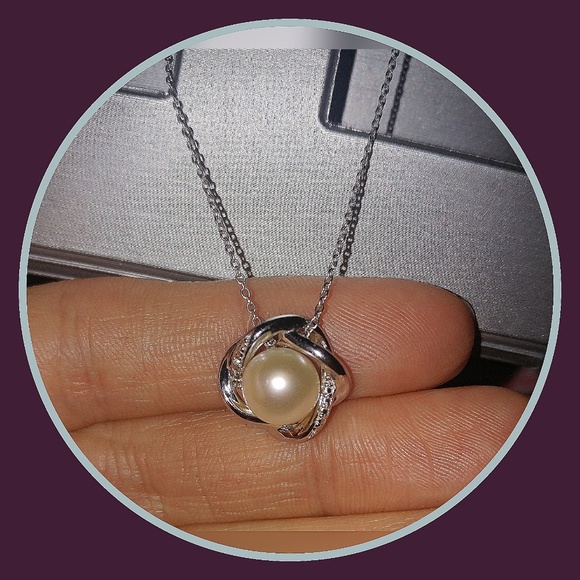 Jewelry - Picture 2 of 4